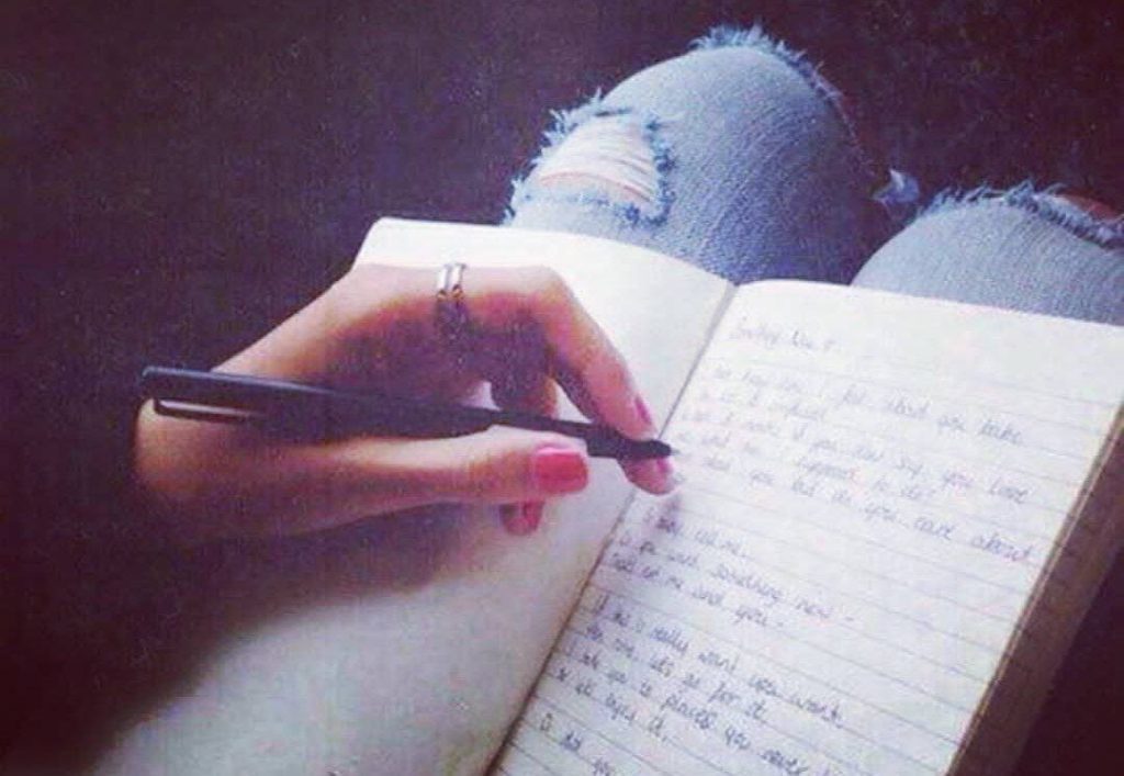 Quien Escribe María Pernalete 1