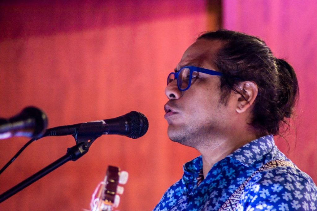 Y LUEGO (soneto con cola) Oscar García 1