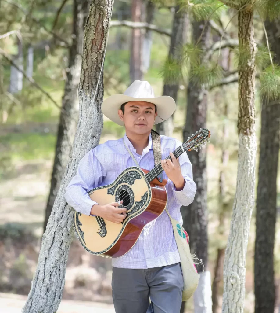 Cuando al fin valgas la pena Esú Morales 1