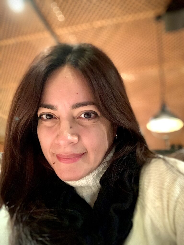 Voz poética Rosa Rojas Bastidas 2